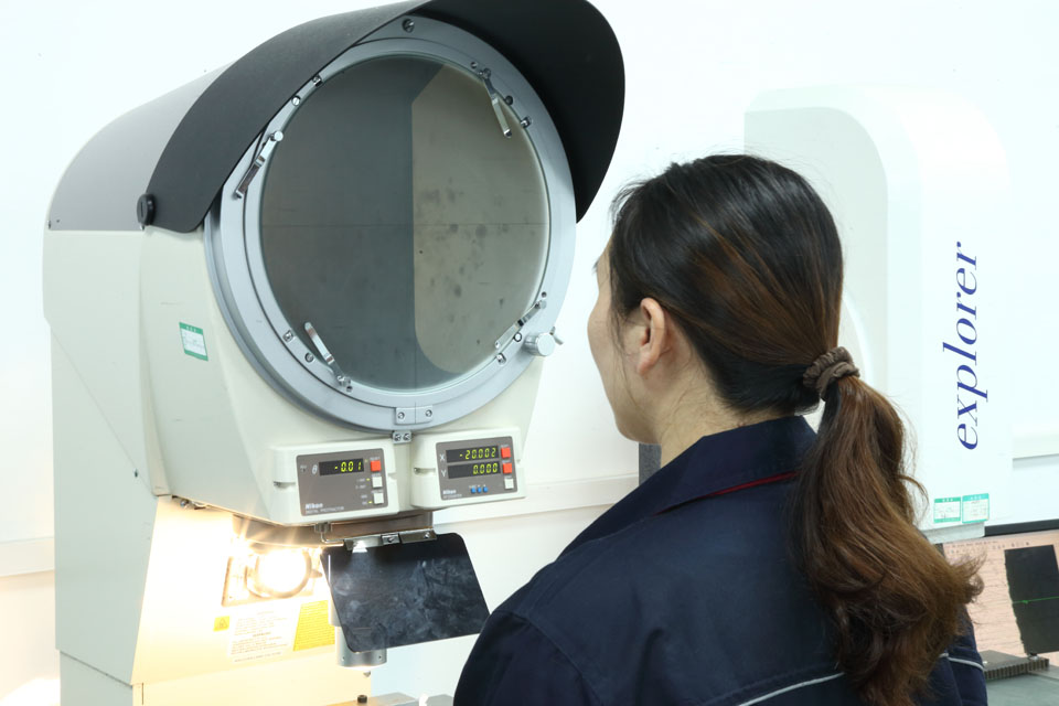 公司實(shí)力-尼康投影儀